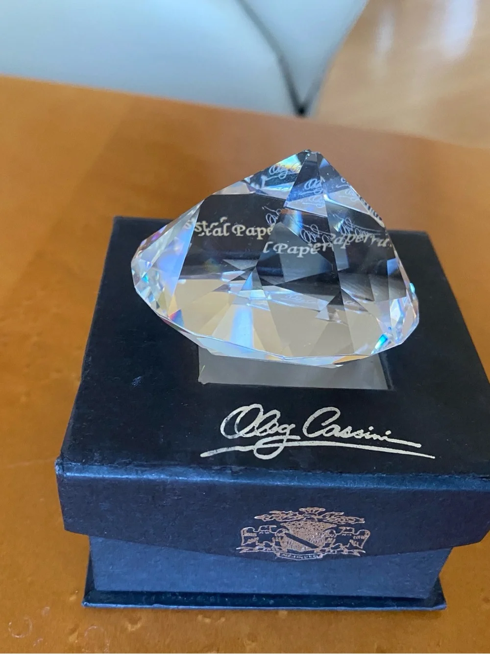 Oleg Cassini Paperweight Clear Crystal With Black Gift Box